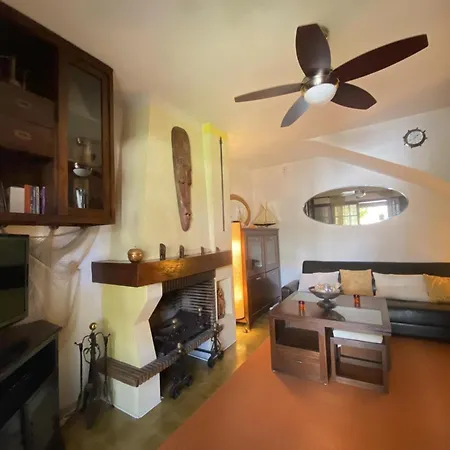 Holiday home Th31 Con Piscina Y Playa Al Lado